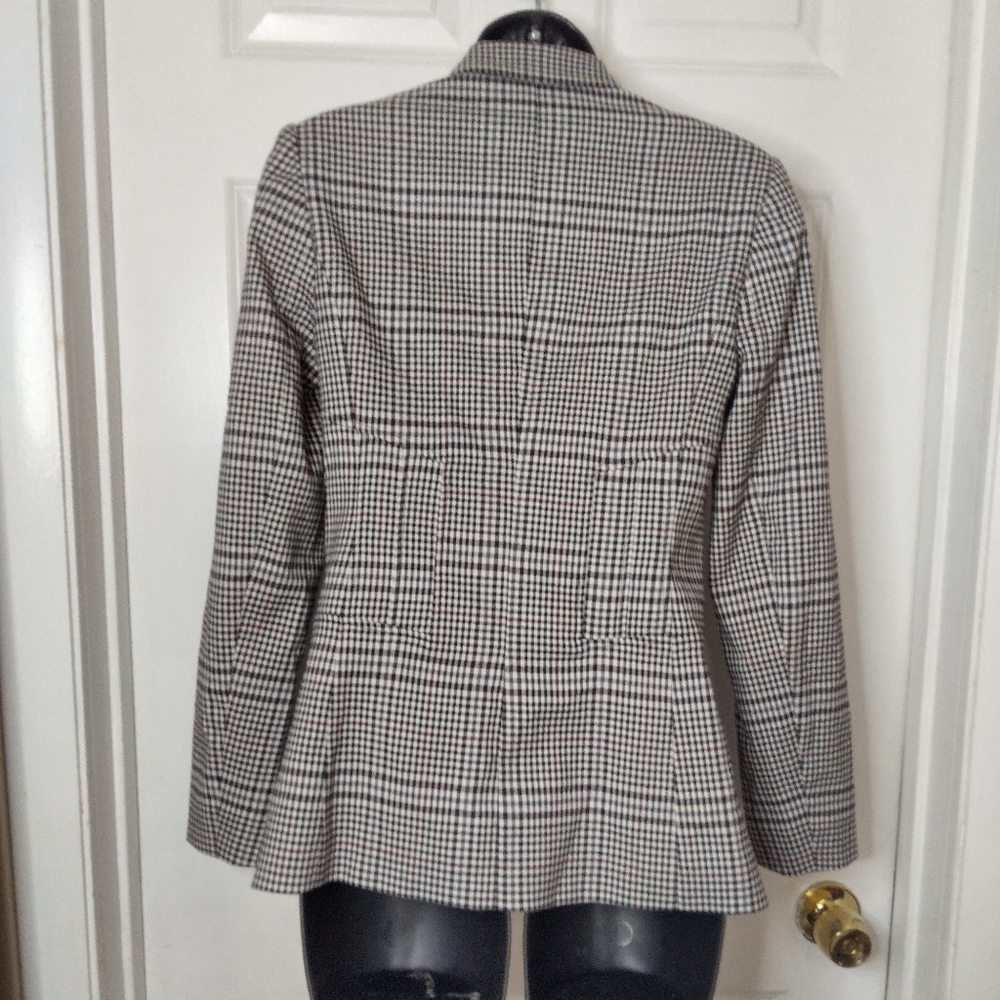 Chelsea28 Plaid Blazer Size XS - Picture 5 of 14